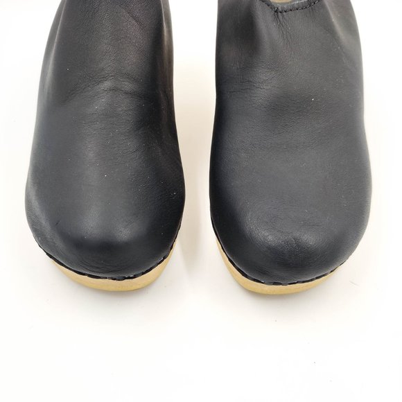 No.6 New School Clog on Wedge. Good condition. Size 8 - Picture 4 of 9
